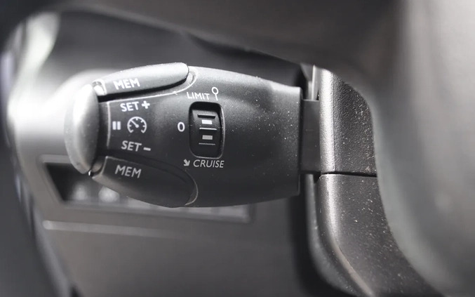 Toyota Proace City Verso cena 62444 przebieg: 188000, rok produkcji 2020 z Przemków małe 781